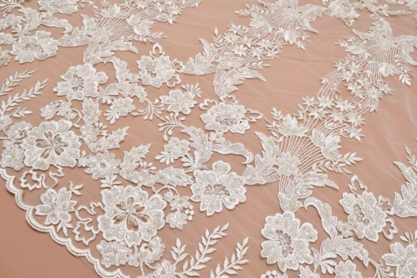 49458-a Ivory Biser Payet 40